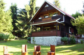 Uni-kom forest lodge